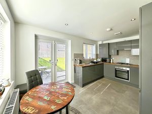 Photo 12- click for photo gallery